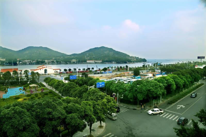 Yongchun Hotel Zhuhai Джухай Екстериор снимка